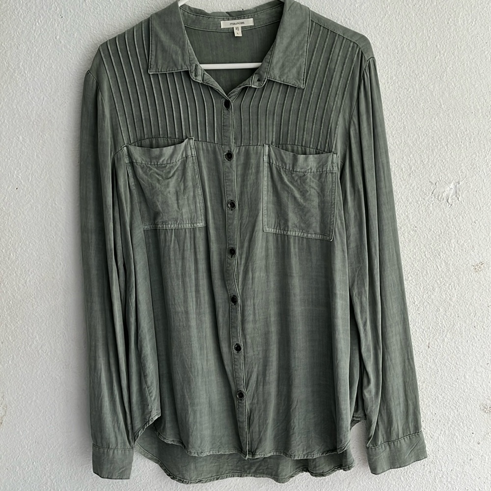 Maurice’s long sleeve top